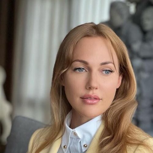 Meryem Uzerli Net Serveti